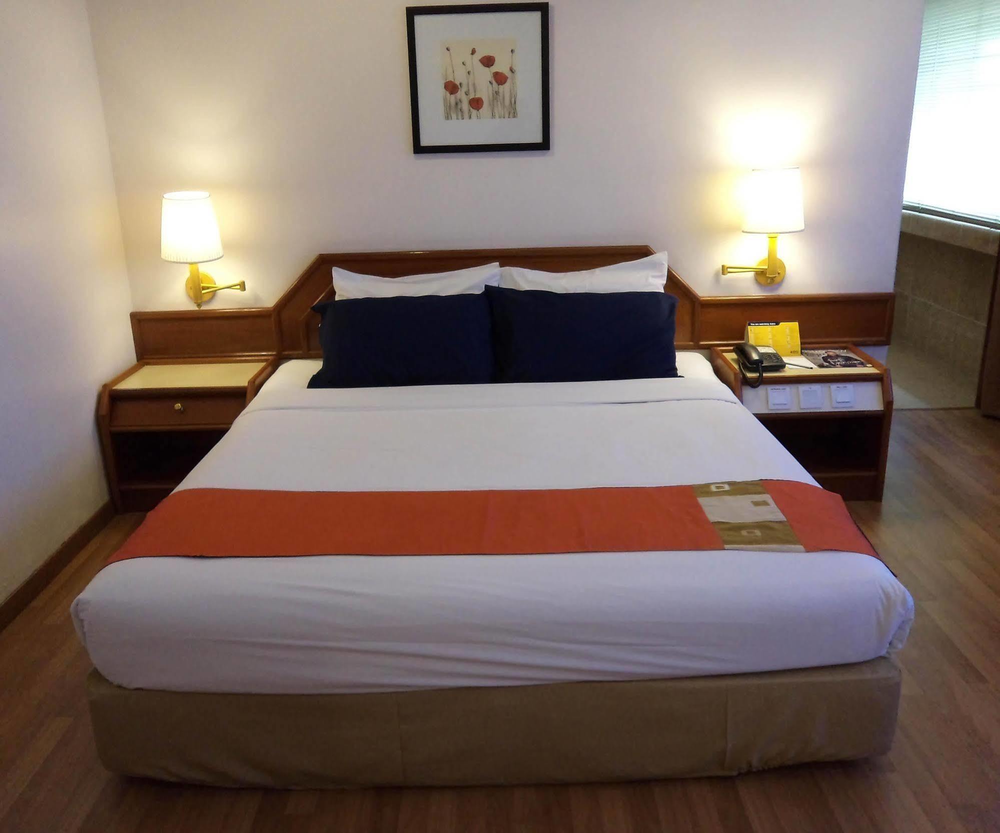 The Emperor Hotel Malacca Eksteriør billede
