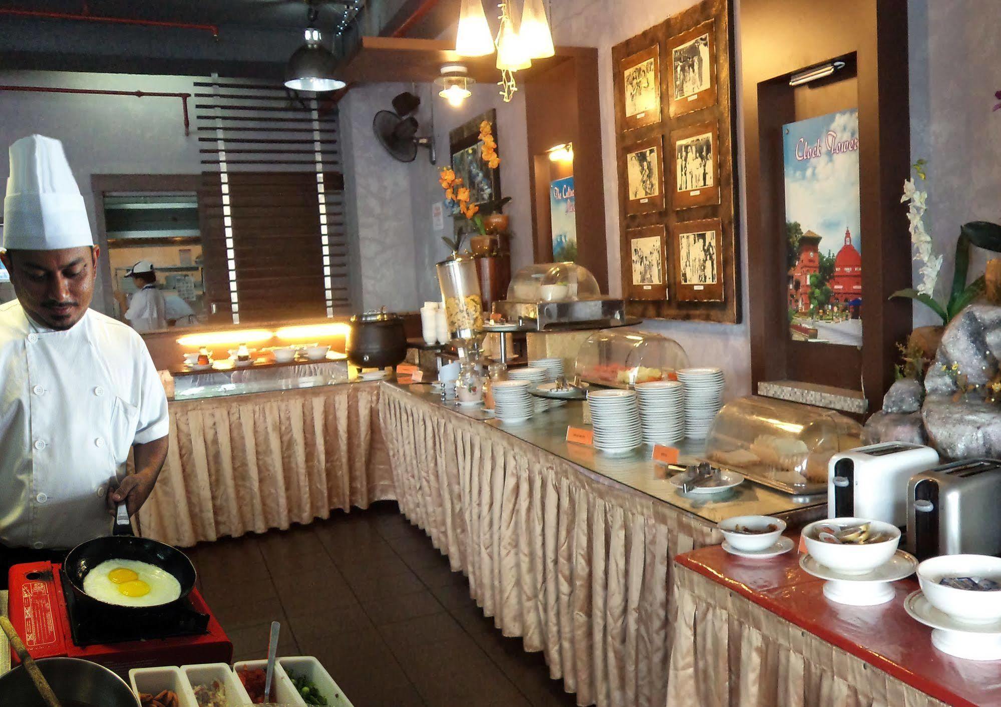 The Emperor Hotel Malacca Eksteriør billede